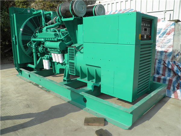 马尾出租发电机 发电机组厂家:柴油发电机组的控制屏的作用是什么?