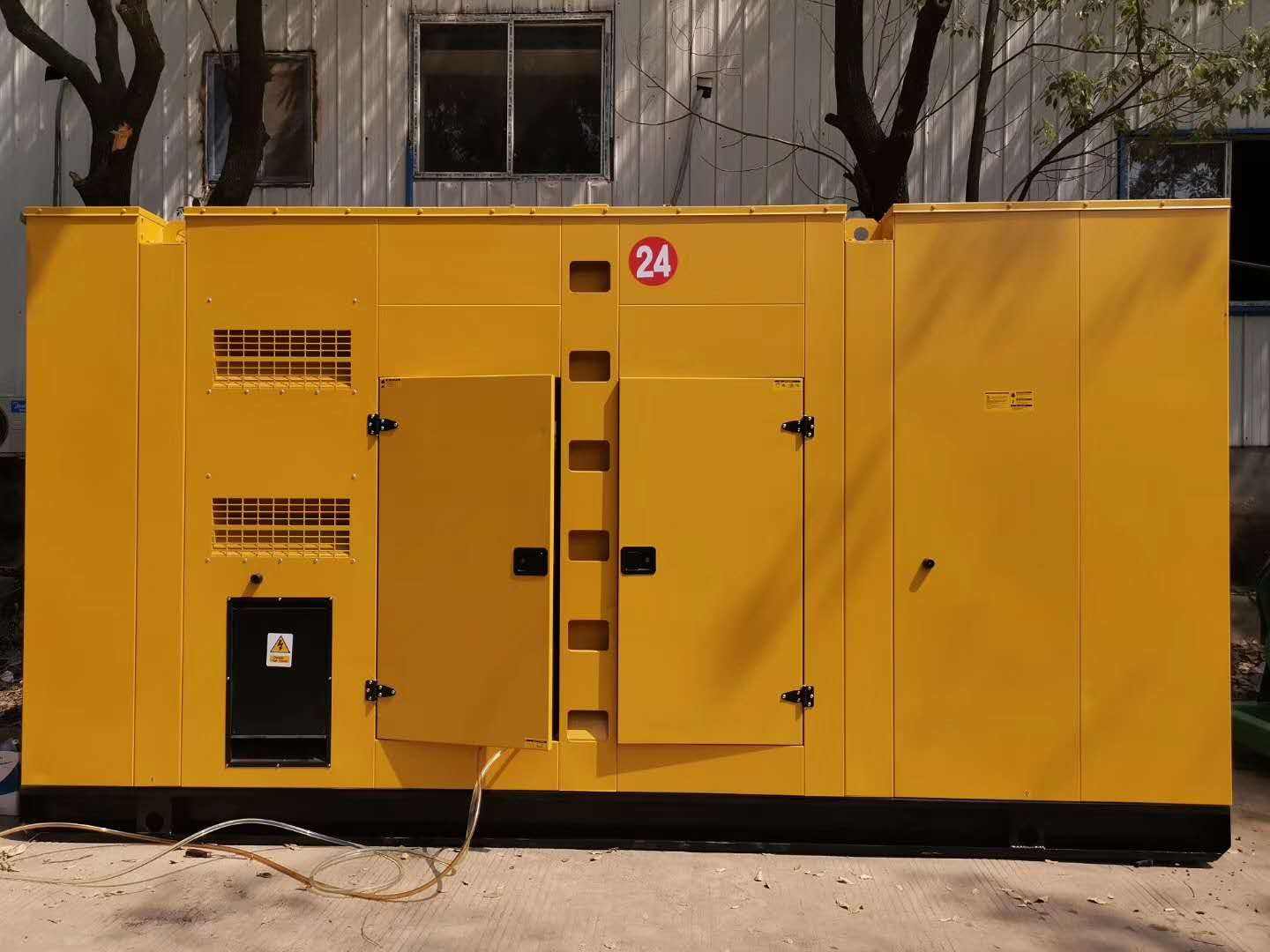 马尾租赁发电机-国产柴油发电机油耗的奥秘